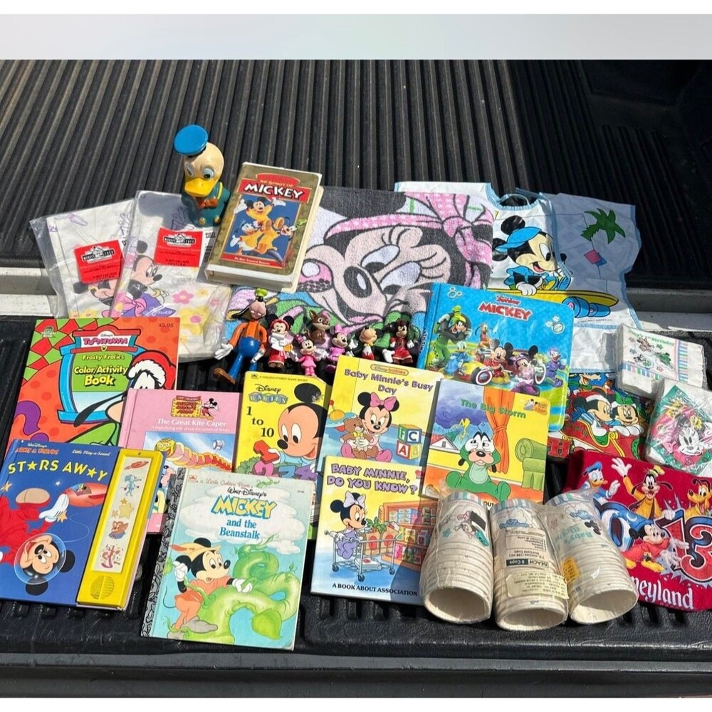 Disney Mickey Mouse vintage lot #mickeymouse #disney Bundle HUGE